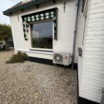 Installatie van een airco buitenunit door Bruins Airconditioning